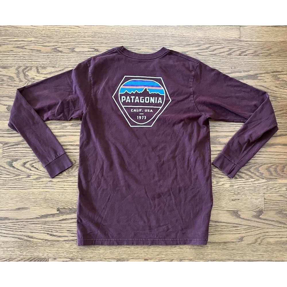 Patagonia Fitz Roy Hex Long Sleeve Shirt Men's Medium Gorpcore Burgundy